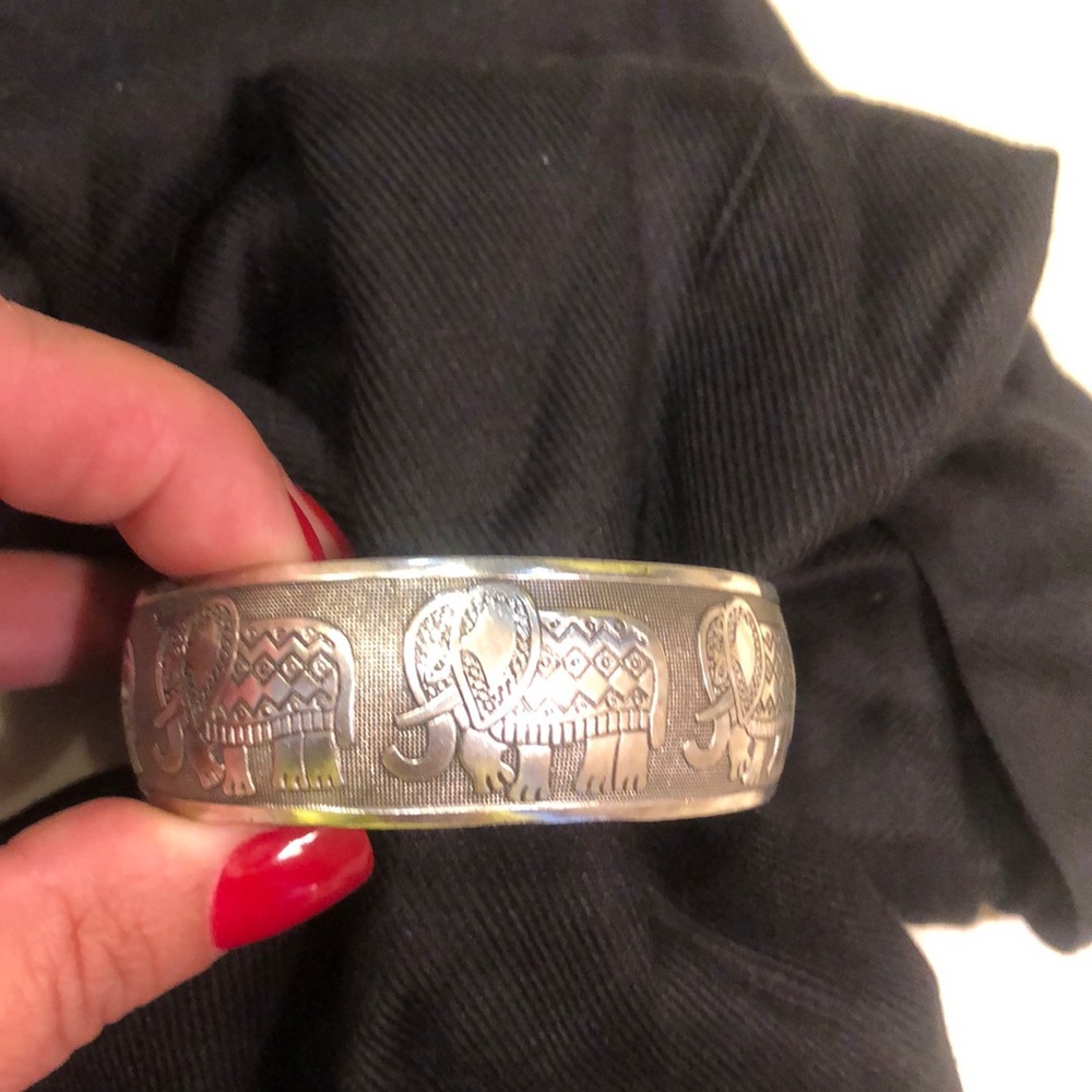 Elephant bracelet